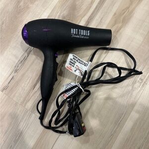 Hot Tools Blow Dryer